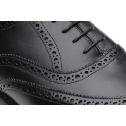 Carnabyrubber-soled Brogues 10 Carnabyrubber-soled Brogues -Fashion Shoe Shop herring carnaby rubber in black calf 4