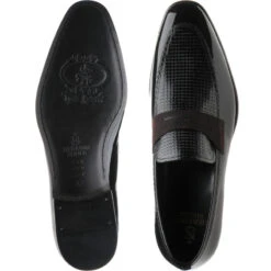 Levante Two-tone Loafers -Fashion Shoe Shop herring levante in black polished with burgundy strap 3